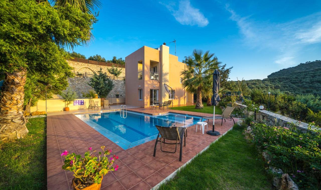 Meliades Villas Agia Marina Eksteriør bilde