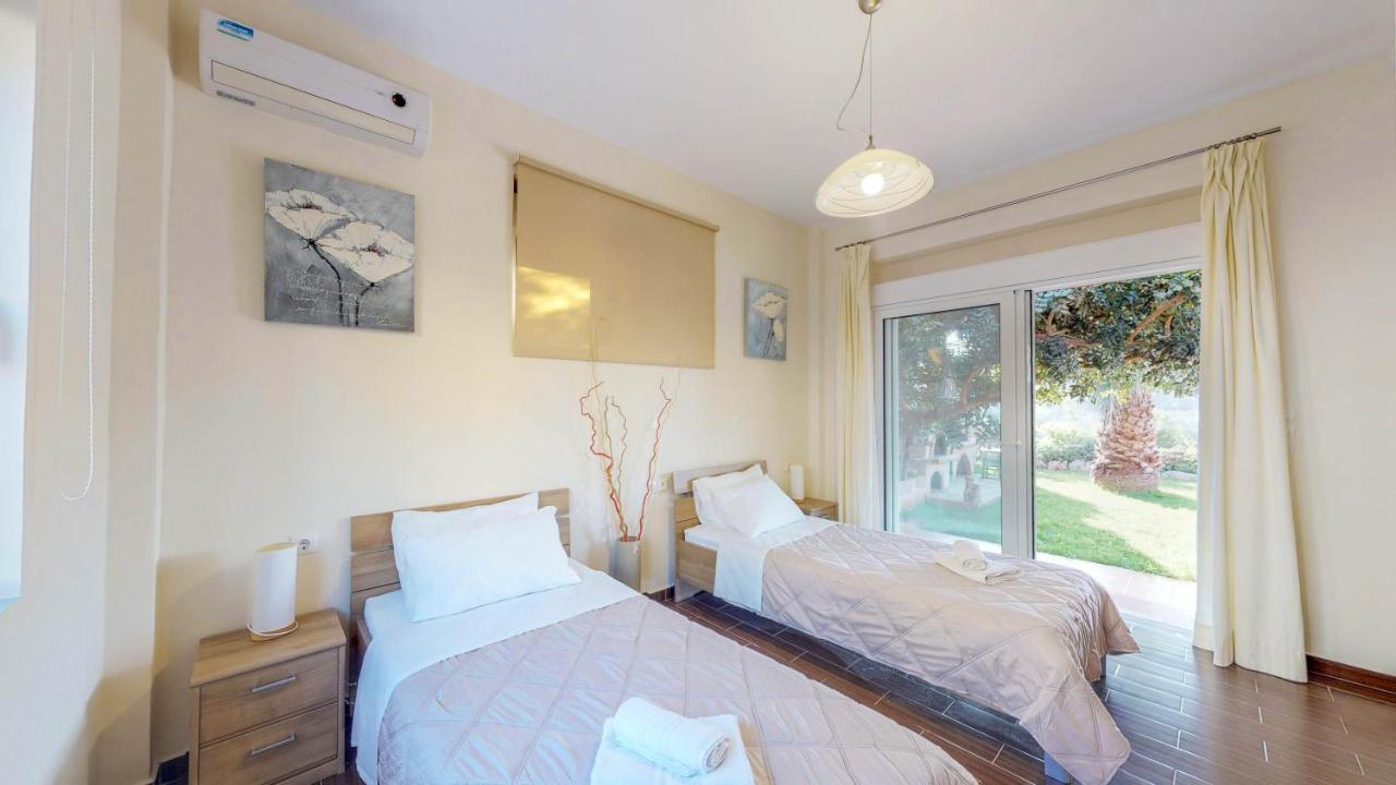 Meliades Villas Agia Marina Eksteriør bilde