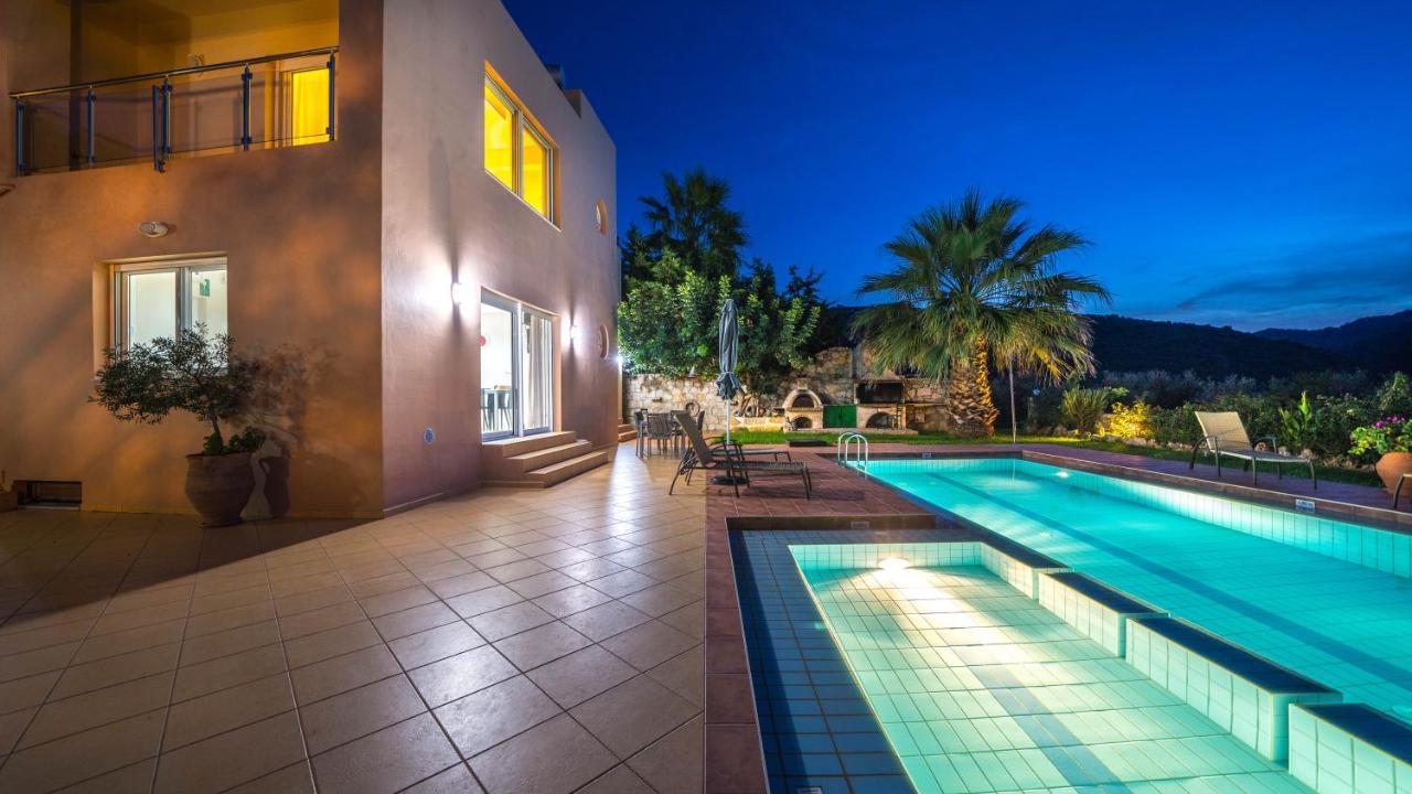 Meliades Villas Agia Marina Eksteriør bilde