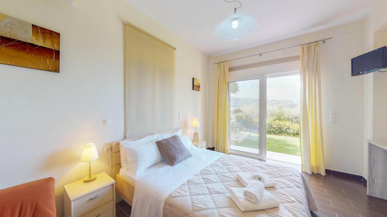 Meliades Villas Agia Marina Eksteriør bilde