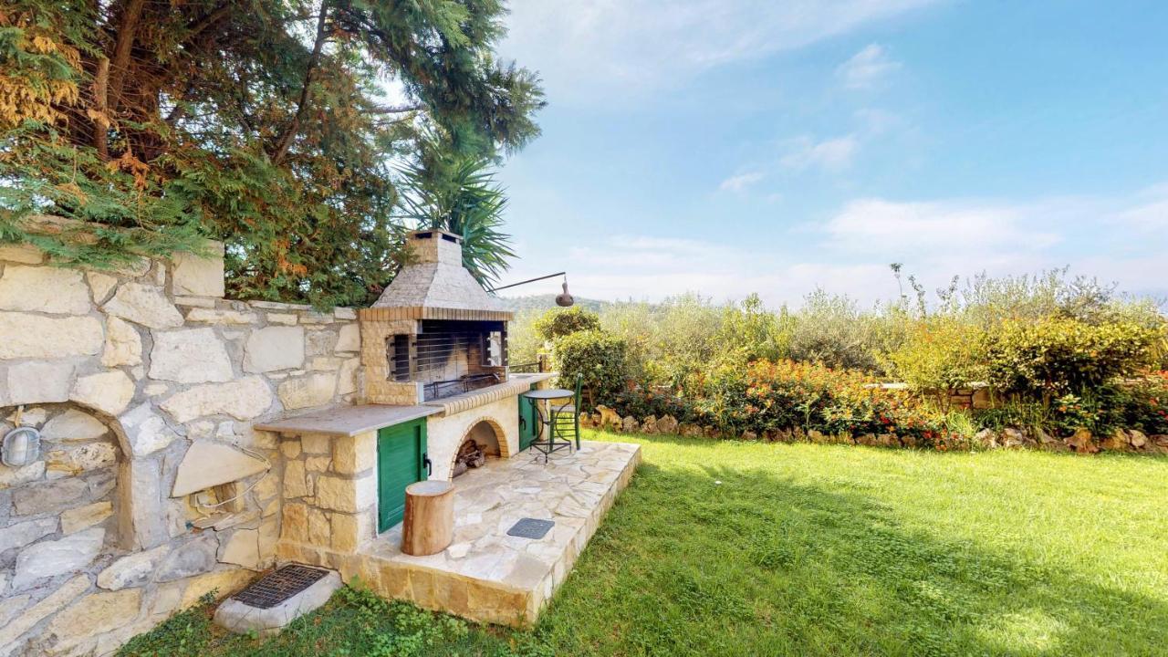 Meliades Villas Agia Marina Eksteriør bilde
